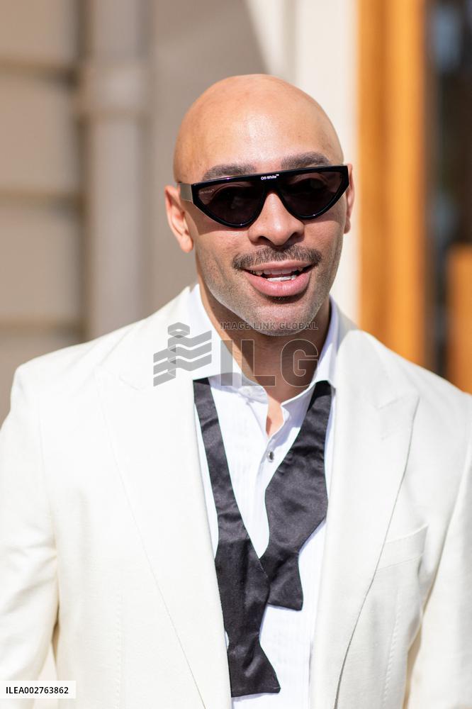 Cannes - Sir John At The Marriott