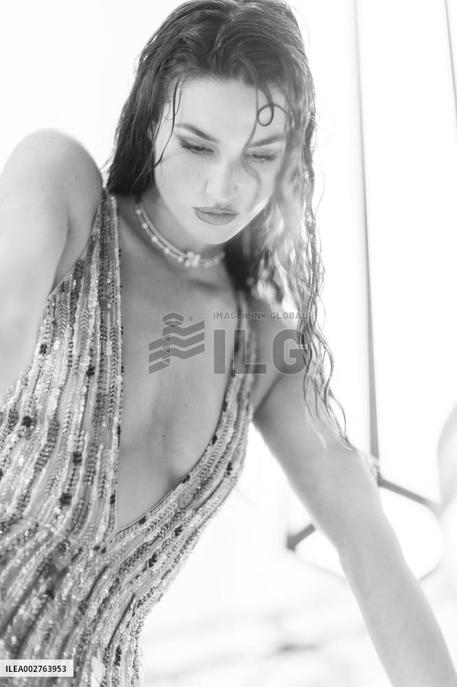 Cannes - Angelina Frerk Portrait