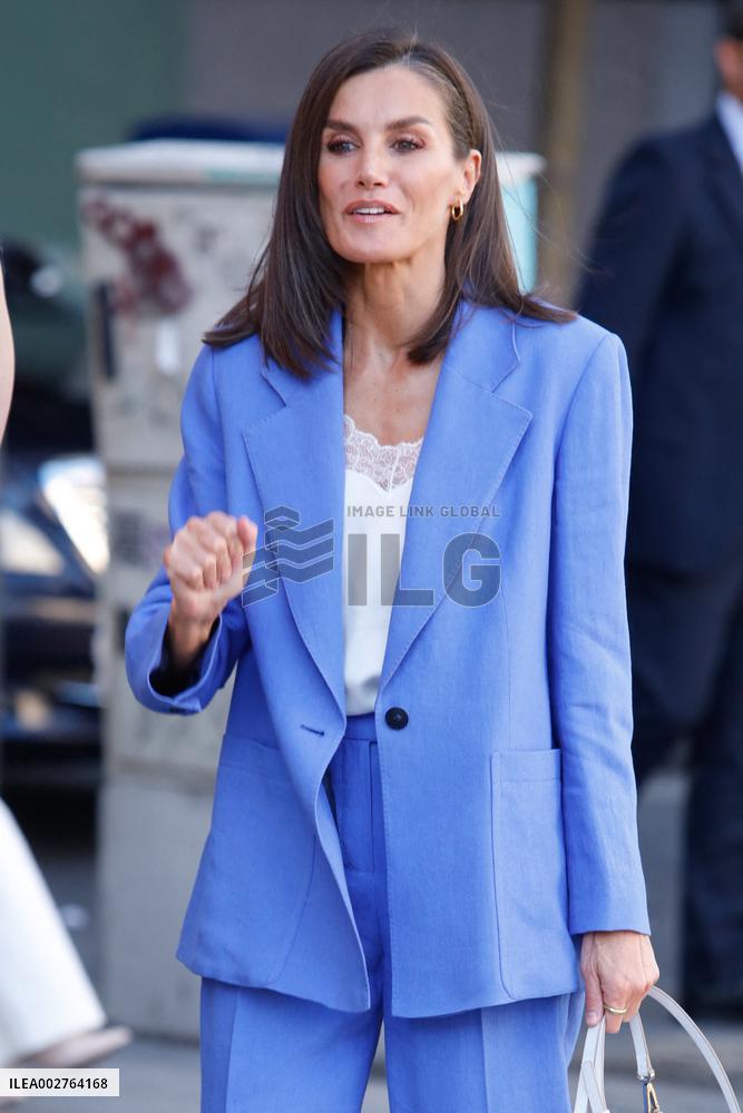 Queen Letizia Attends A Premiere - Madrid