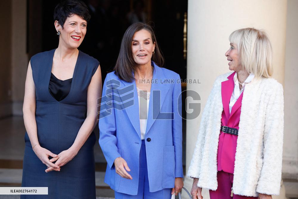 Queen Letizia Attends A Premiere - Madrid