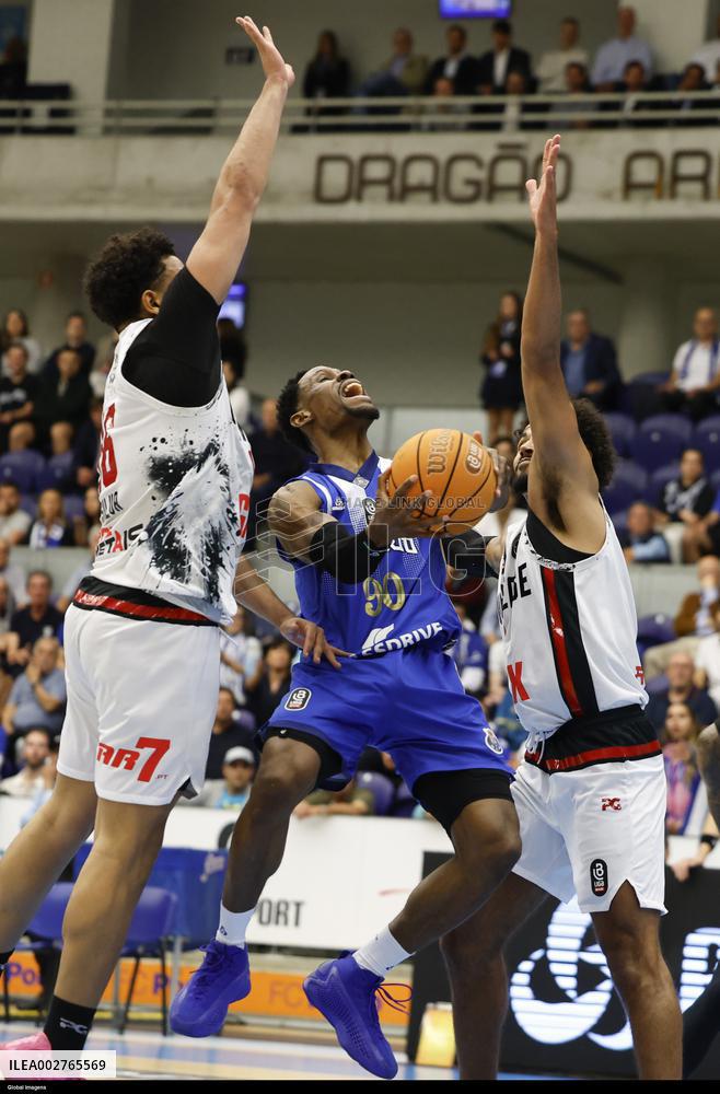FC Porto-Ovarense  Basketball League Championship