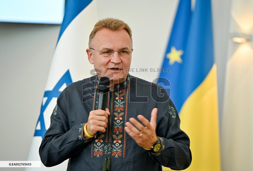 Israeli Embassy awards Righteous Among the Nations title to three Ukrainian families