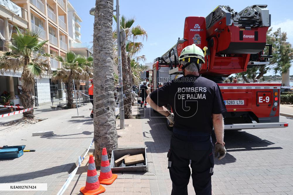 Restaurant Collapses Killing Four - Mallorca