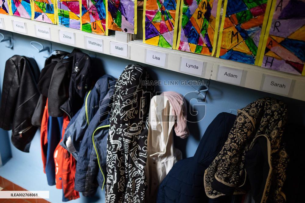 Gabriel Attal and Brigitte Macron Visit a School - Antony
