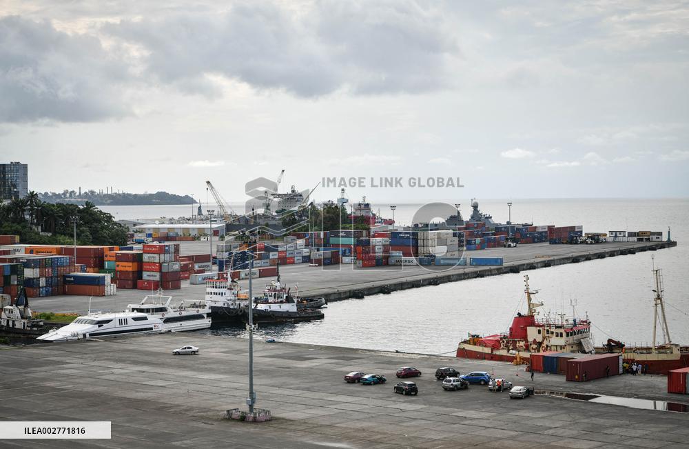 EQUATORIAL GUINEA-MALABO-CITY VIEW