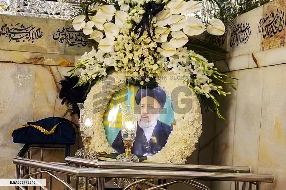 The Coffin And Tomb Of Late President Ebrahim Raisi - Tehran
