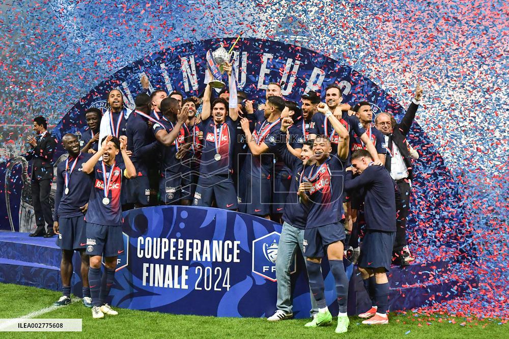 Paris Saint-Germain celebrates the 2023-2024 French Cup championship trophy ceremony in Lille FA