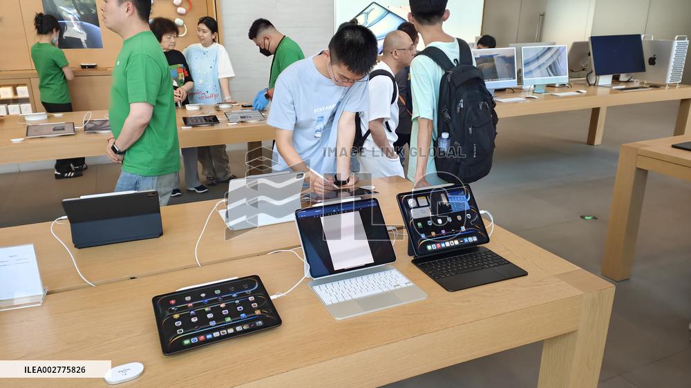Apple Price-off Promotions During 618 E-commerce Festival in Chi