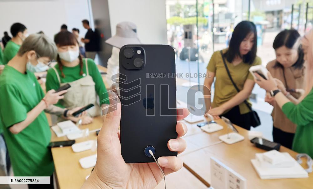Apple Price-off Promotions During 618 E-commerce Festival in Chi
