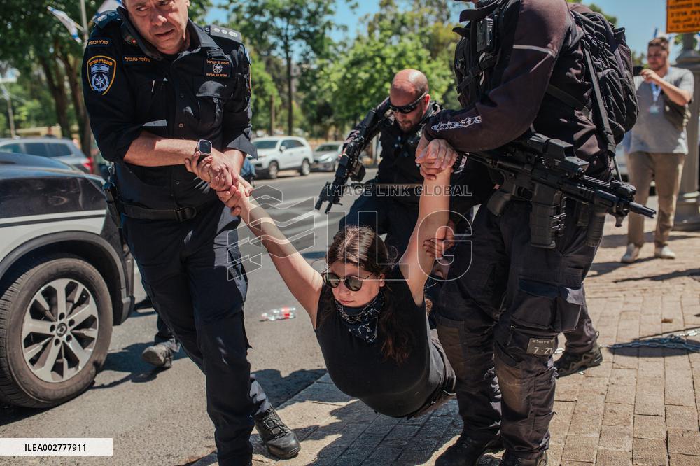 Anti-War Protest At The US Consulate - Jerusalem