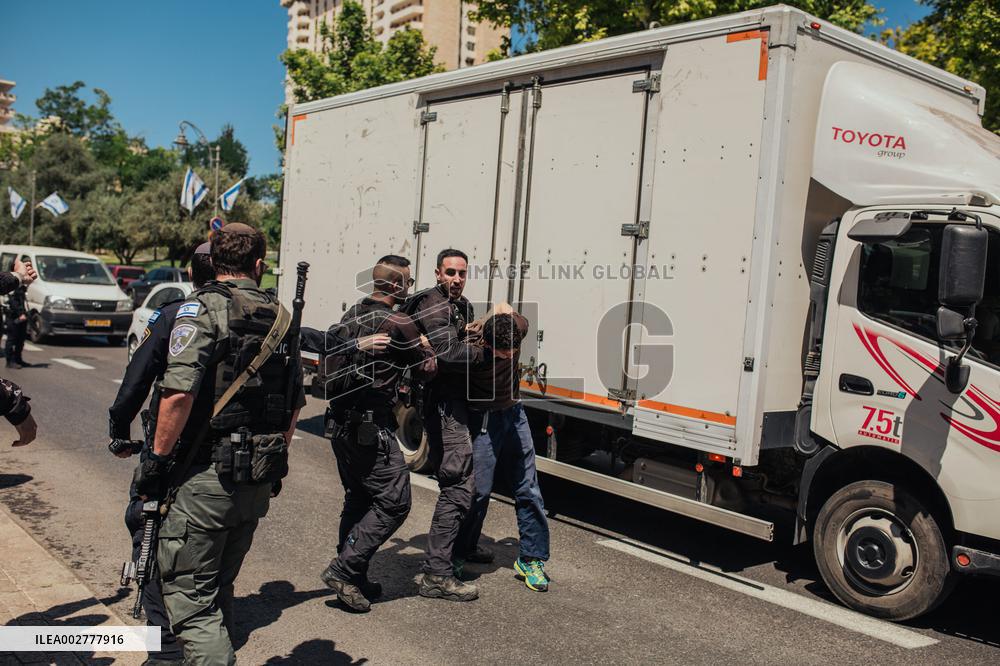 Anti-War Protest At The US Consulate - Jerusalem