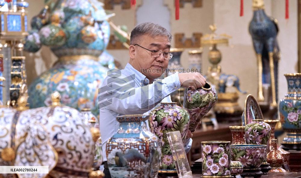 (MASTER OF CRAFTS) CHINA-BEIJING-JINGTAILAN-INHERITOR-STUDIO (CN)