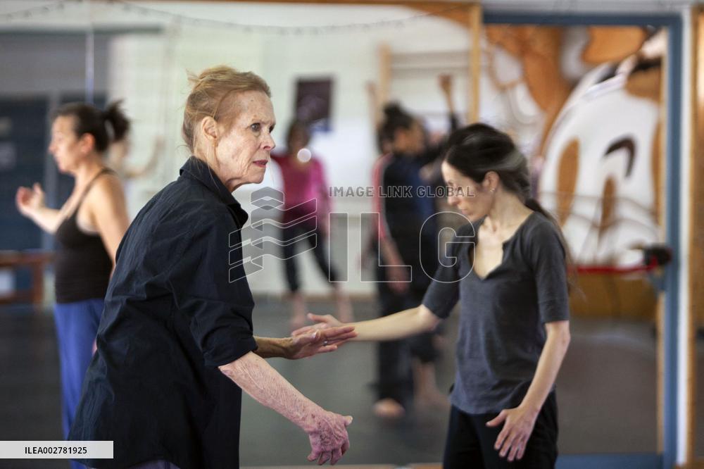 Masterclass by Carolyn Carlson - Briancon