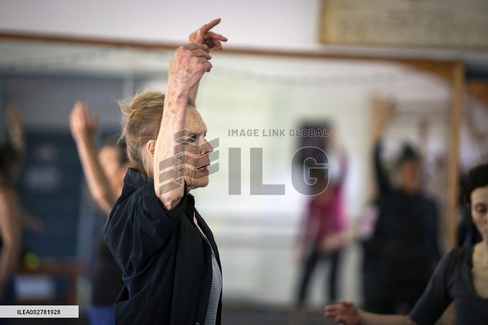 Masterclass by Carolyn Carlson - Briancon