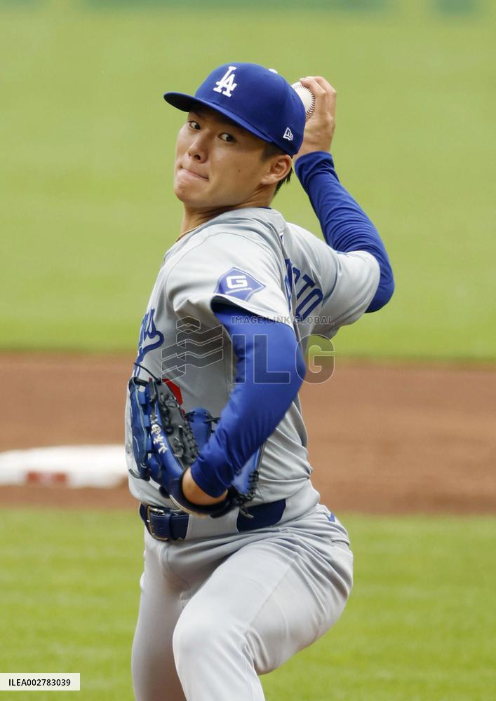 Baseball: Dodgers vs. Reds