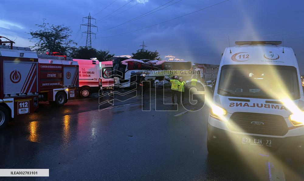 T?RKIYE-MERSIN-HIGHWAY ACCIDENT