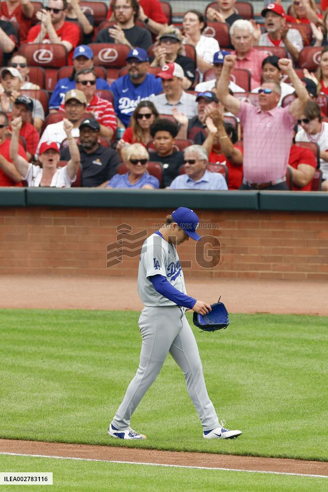 Baseball: Dodgers vs. Reds