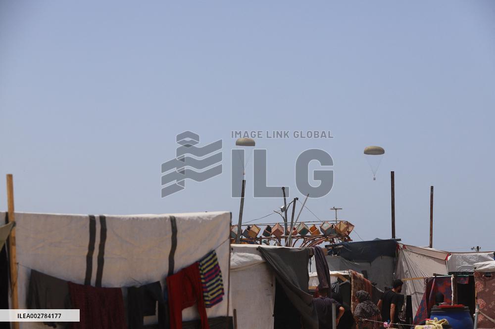 Tent Compound In Khan Yunis - Southern Gaza