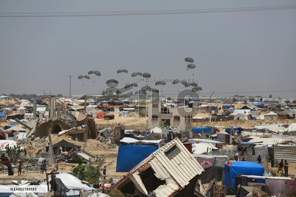 Tent Compound In Khan Yunis - Southern Gaza