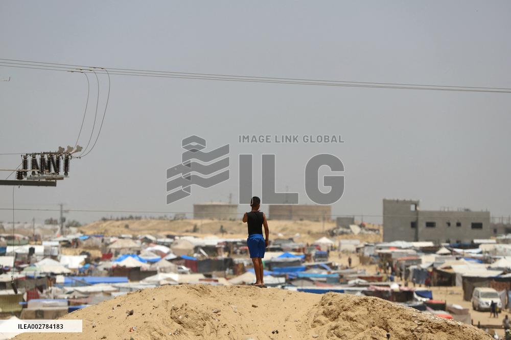 Tent Compound In Khan Yunis - Southern Gaza