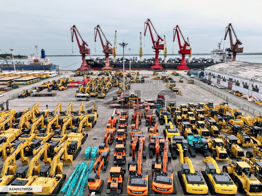 XINHUA PHOTOS OF THE DAY