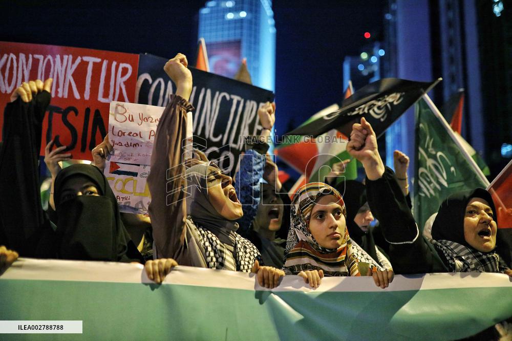 Thousands Demonstrate After Deadly Rafah Strike - Istanbul