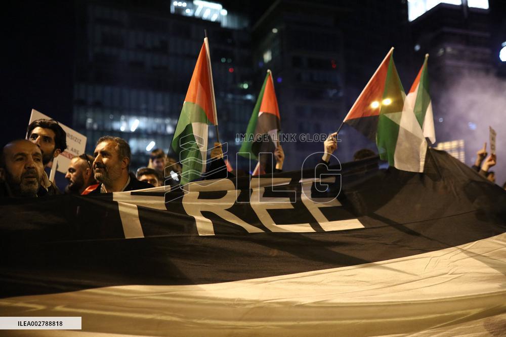 Thousands Demonstrate After Deadly Rafah Strike - Istanbul
