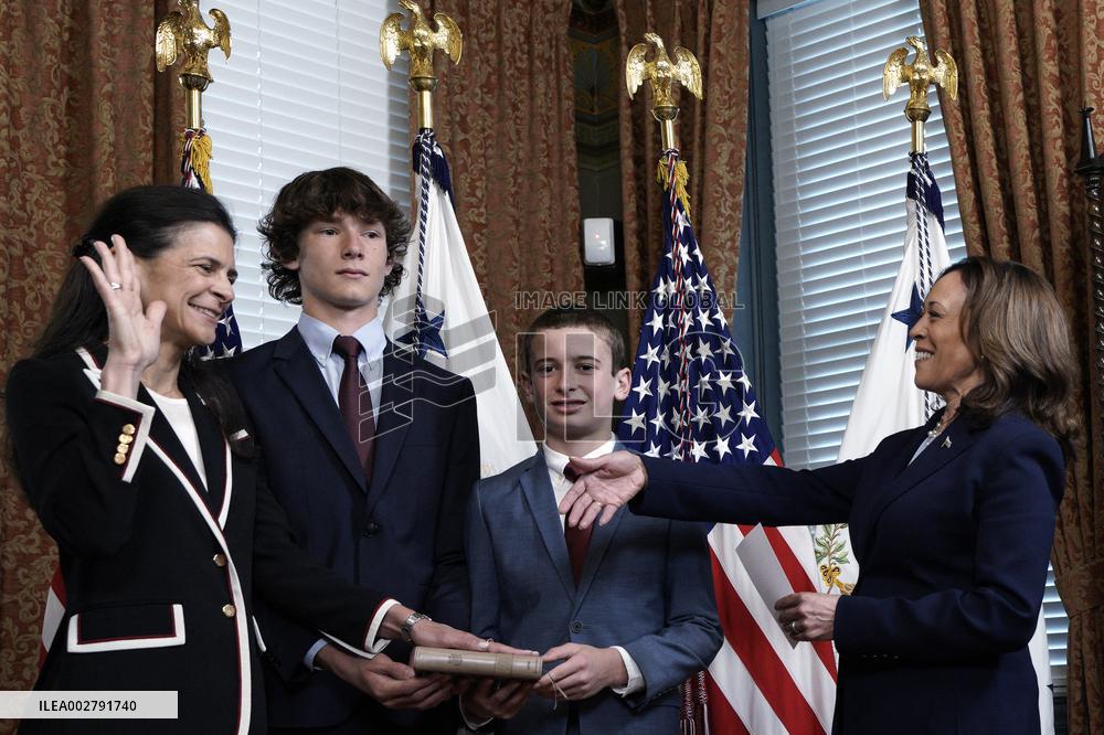 Kamala Harris swears in UNESCO ambaassador - Washington