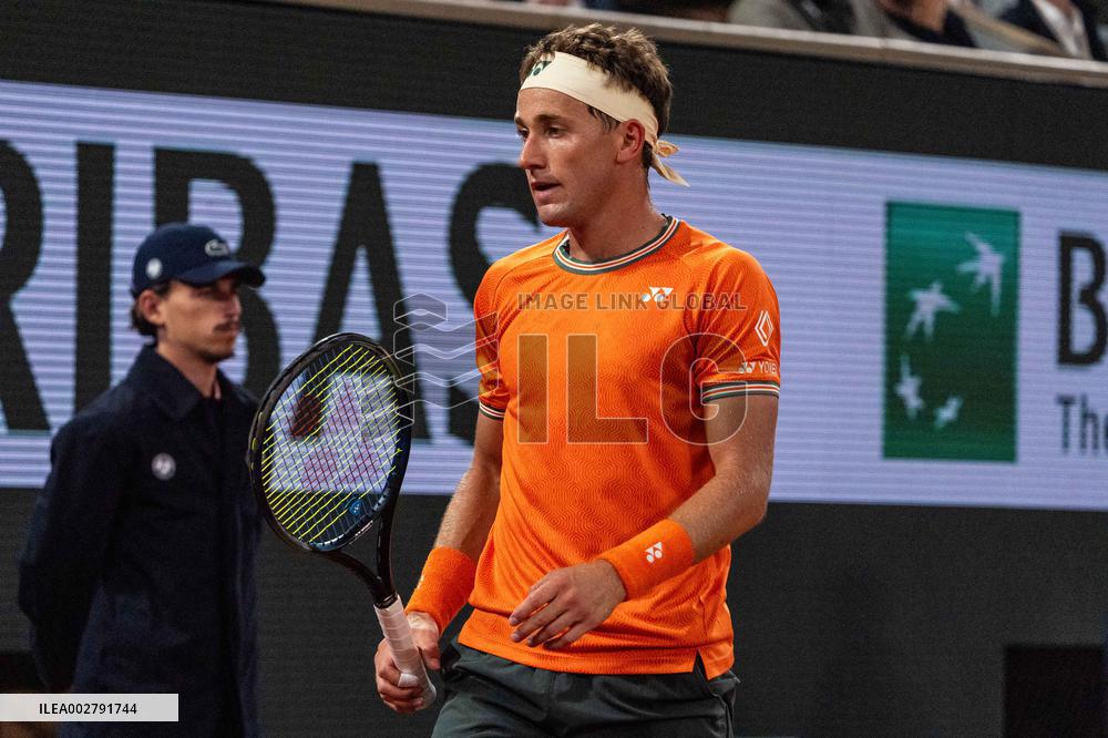 French Open - Felipe Meligeni Alves vs Casper Ruud