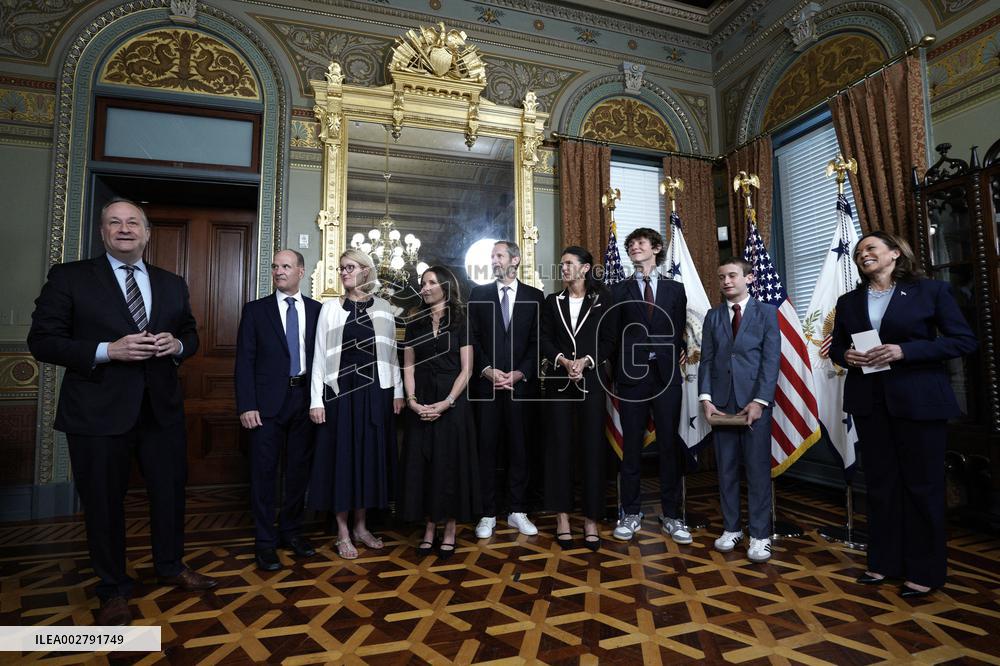 Kamala Harris swears in UNESCO ambaassador - Washington