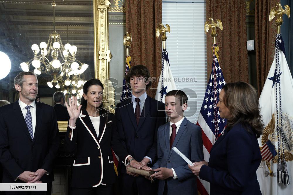 Kamala Harris swears in UNESCO ambaassador - Washington