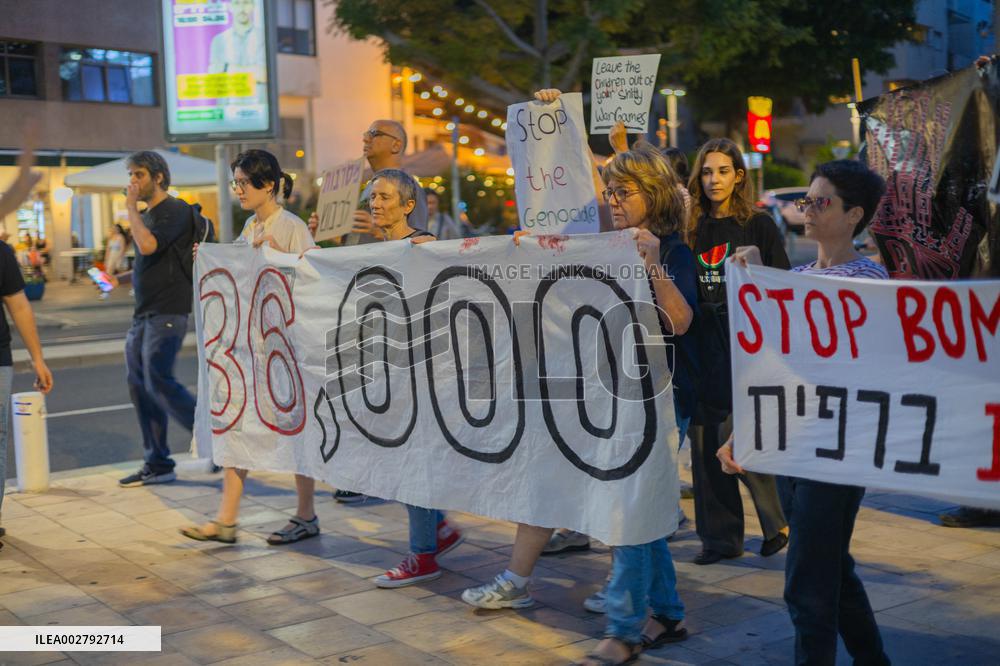 Ceasefire Protest - Tel Aviv