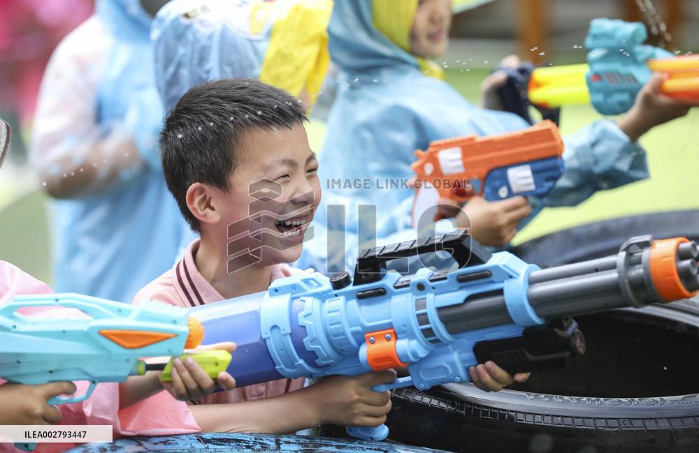 Children Celebrated International Children's Day in Huai 'an