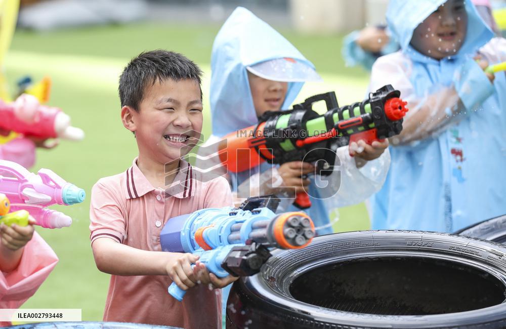 Children Celebrated International Children's Day in Huai 'an