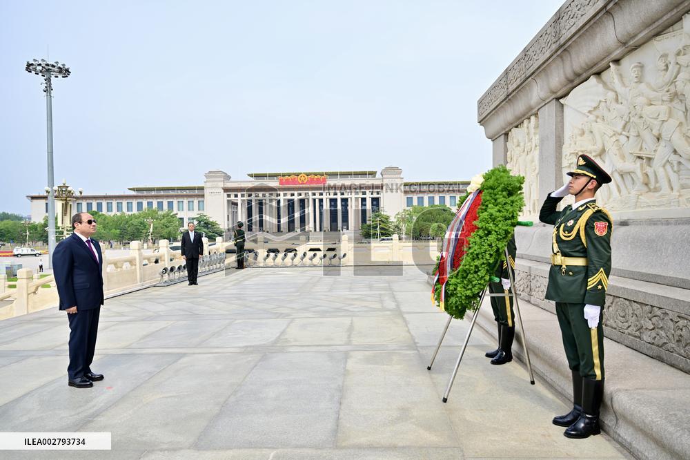 CHINA-BEIJING-EGYPT-PRESIDENT-MONUMENT-TRIBUTE (CN)