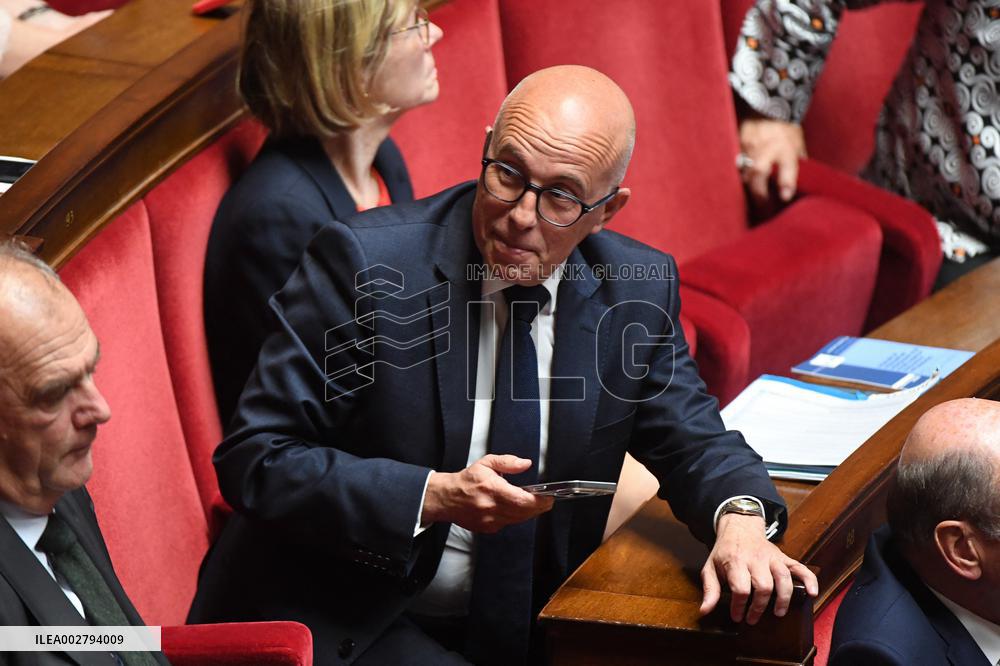 Questions To The Government - Paris