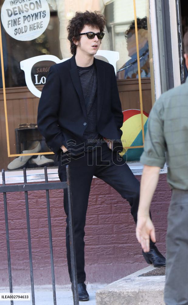 Timothee Chalamet On Set - NJ