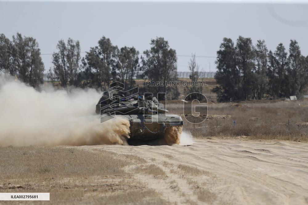 ISRAEL-GAZA-BORDER-TROOPS