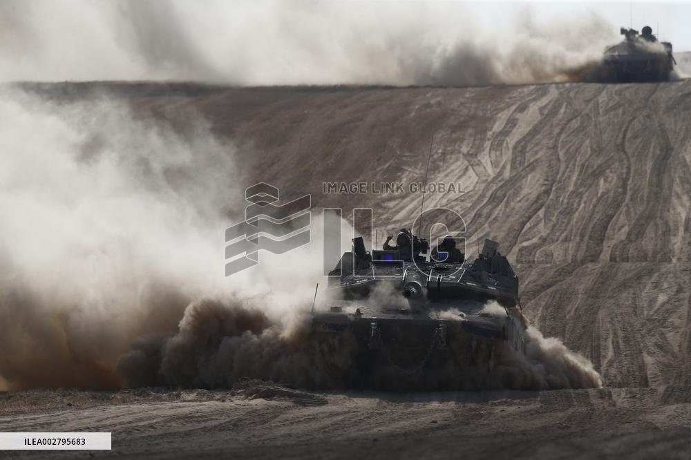 ISRAEL-GAZA-BORDER-TROOPS