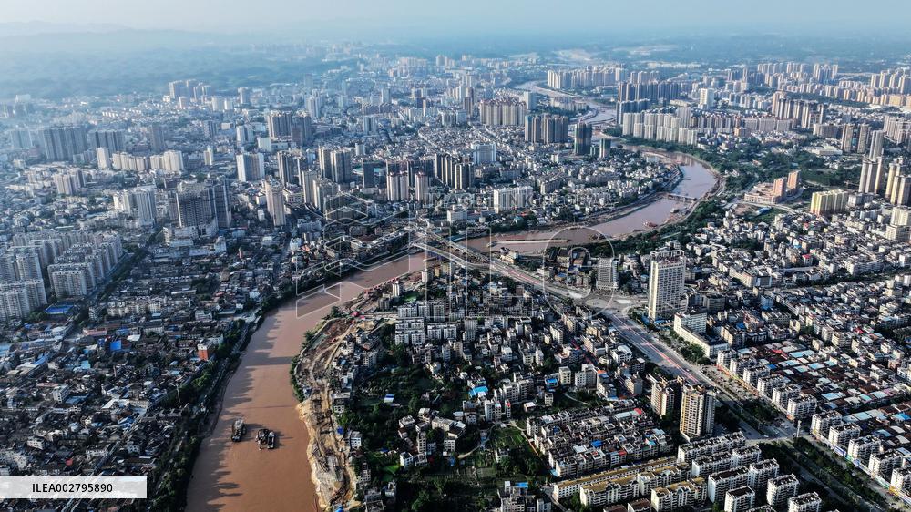 XINHUA PHOTOS OF THE DAY