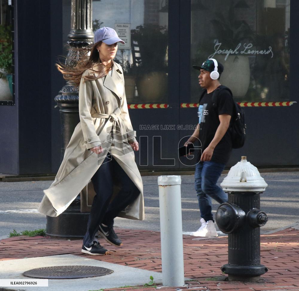 Dakota Johnson On Set - NYC