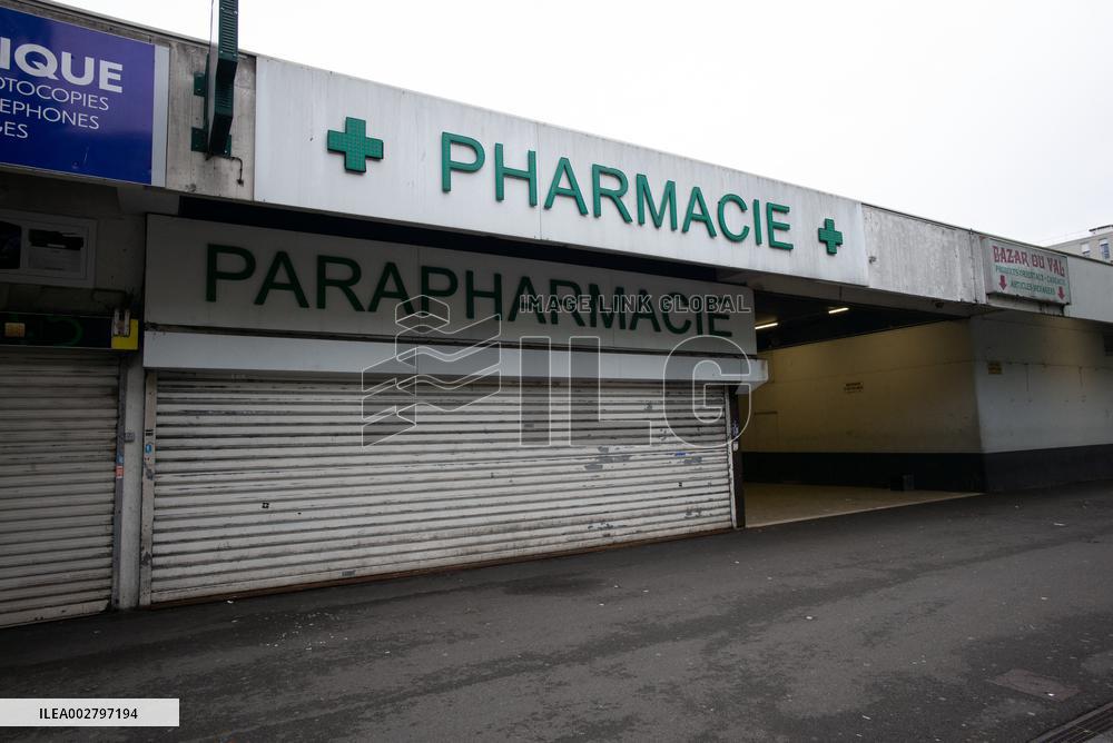 Pharmacists Strike Over Pay And Drug Shortages - Paris