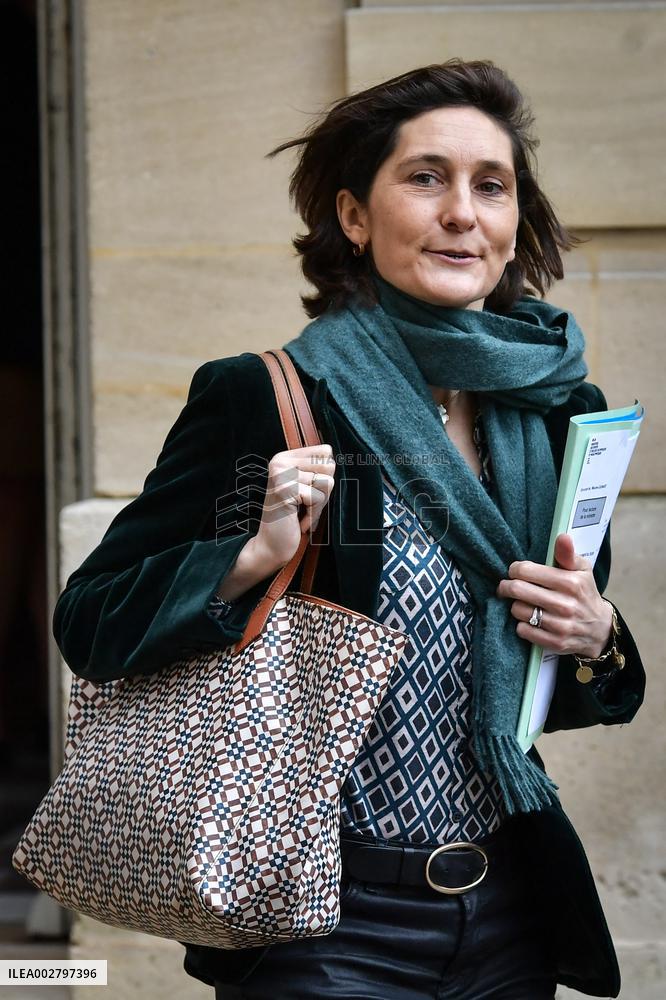 Government Meeting At Matignon - Paris