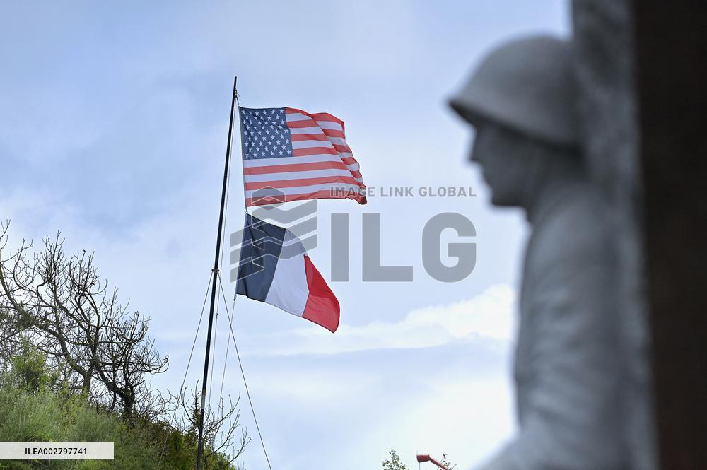 Navy Seals Memorial Inauguration - Saint-Laurent-Sur-Mer
