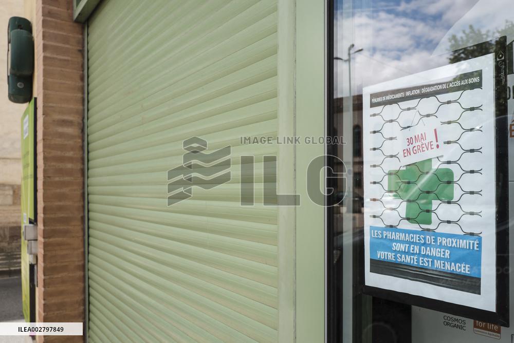Pharmacists Strike Over Pay And Drug Shortages - Mautauban
