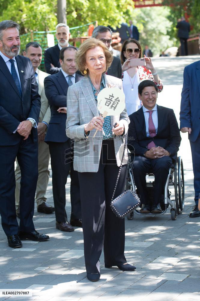 Queen Sofia Attends Presentation Of Two New Pandas At Zoo - Madrid