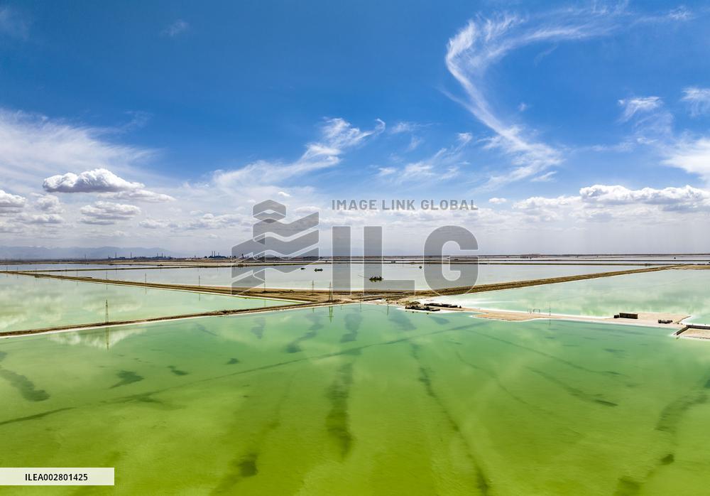 Qarhan Salt Lake Tour in Haixi