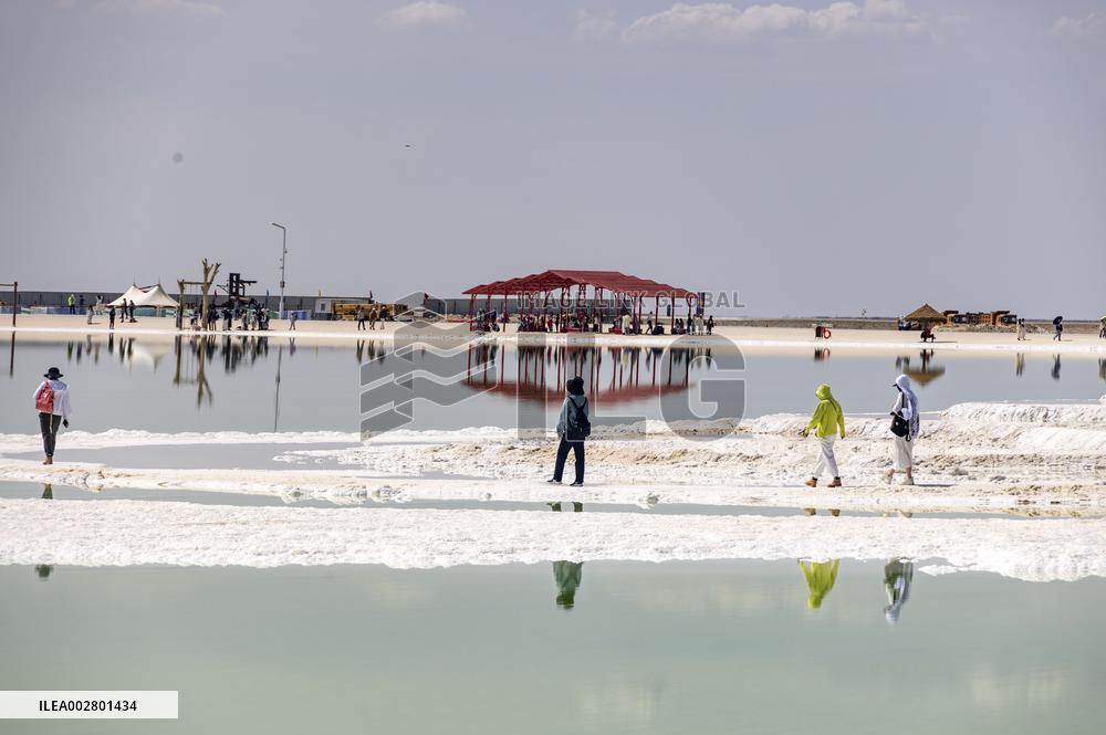 Qarhan Salt Lake Tour in Haixi