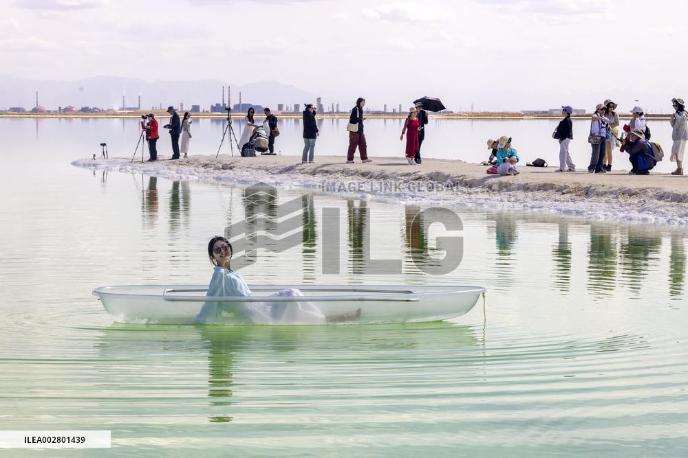 Qarhan Salt Lake Tour in Haixi