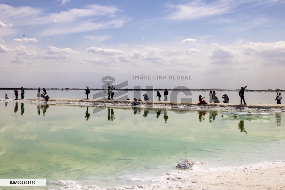 Qarhan Salt Lake Tour in Haixi